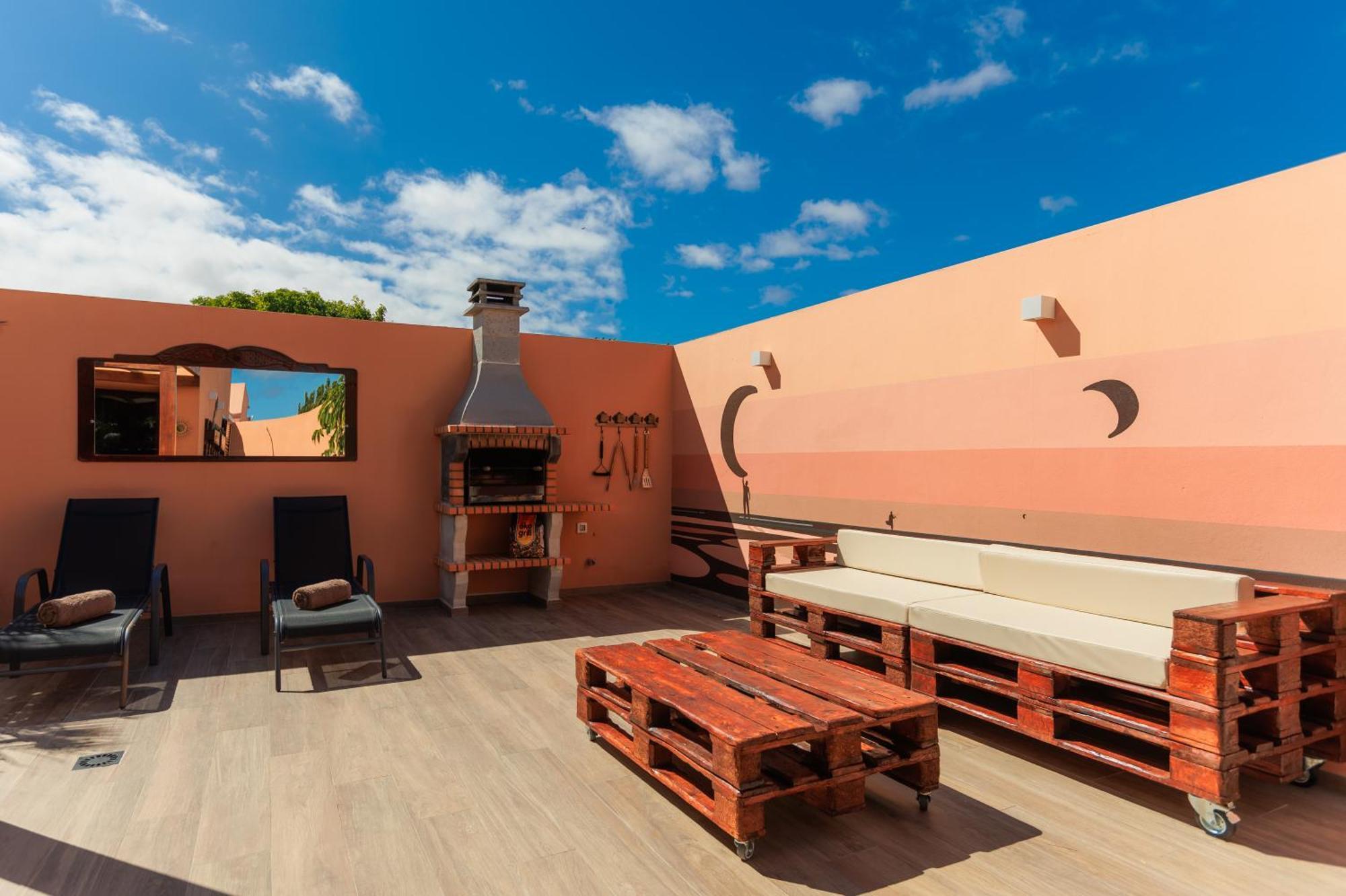Villa Jacuzzi & Barbecue La Oliva Esterno foto