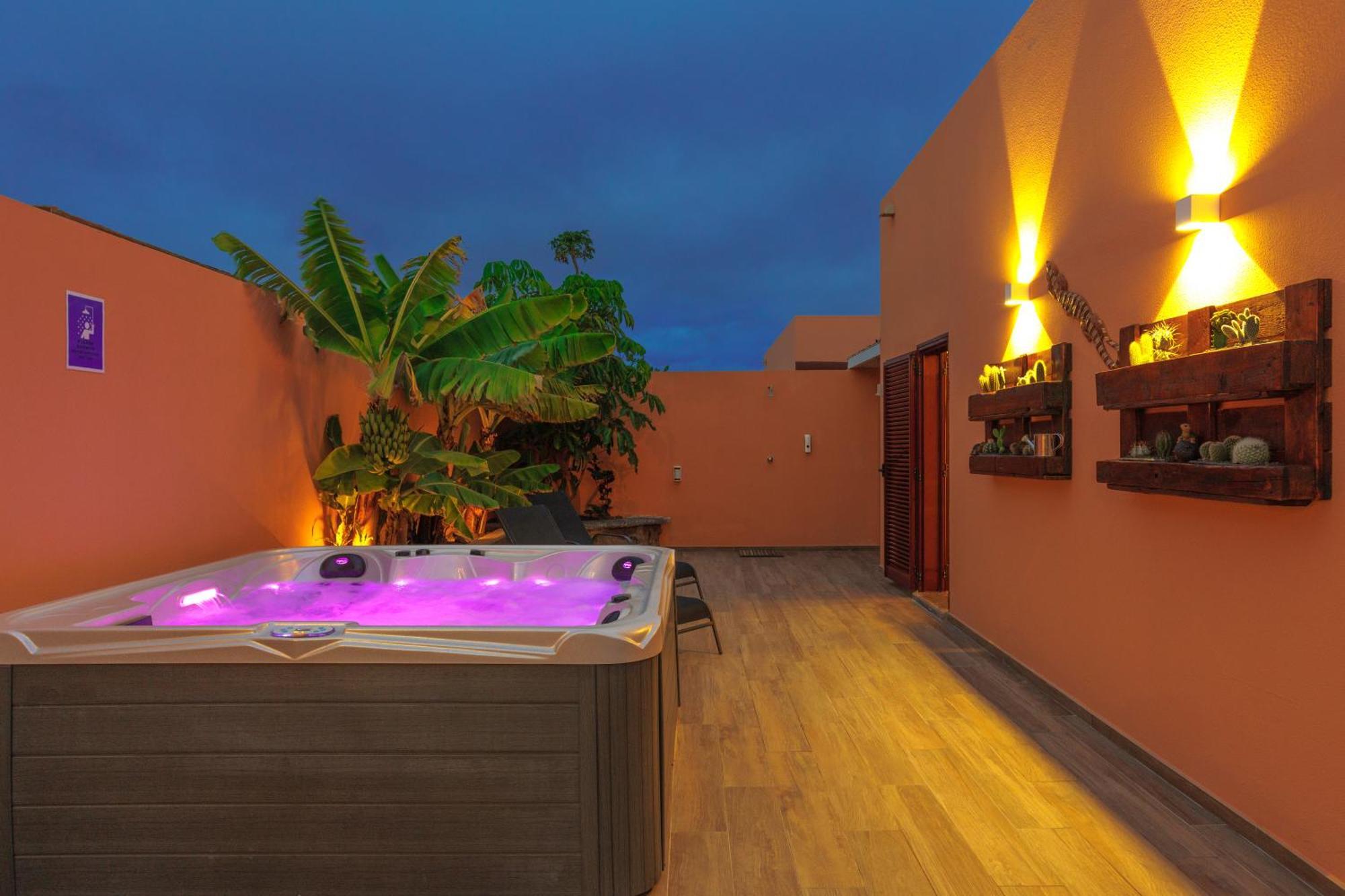 Villa Jacuzzi & Barbecue La Oliva Esterno foto